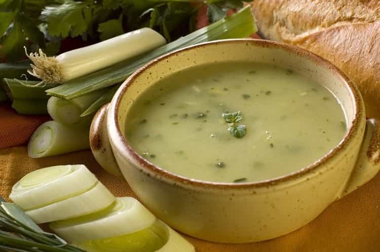 Kereviz çorbası