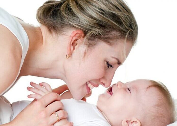 Anne ve bebek bağlanmasında duygusal besleme