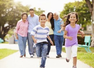 Çocuğunuza öğretmeniz gereken doğru davranışlar nelerdir? Çocuğunuza öğretmeniz gereken doğru davranışlar nelerdir?