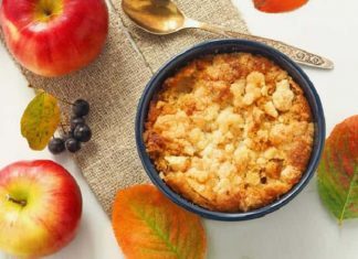 Bademli elmalı crumble